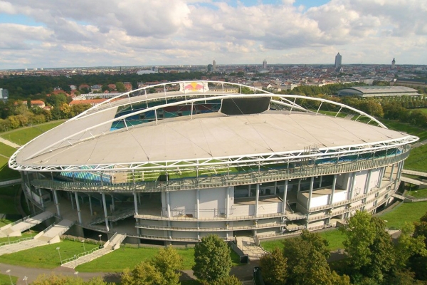 萊比錫紅牛的主場在哪里？