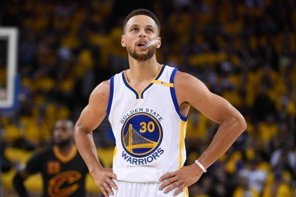 籃球比賽中六種防守戰(zhàn)術是什么？