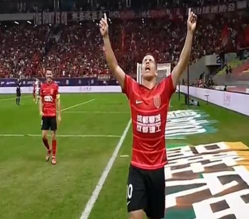 真男人！徐正源無視離職風(fēng)波，率隊(duì)大勝海港，用冠軍當(dāng)?shù)绖e禮物