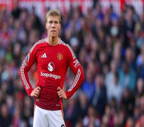 說服曼聯后，孔蒂又說服了球員本人：意甲衛(wèi)冕冠軍迎來新9號加入