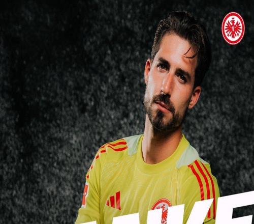 官方：巴黎FC簽下法蘭克福門將特拉普