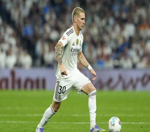 18歲16天！馬斯坦托諾成為21世紀(jì)皇馬最年輕的西甲主場首發(fā)球員