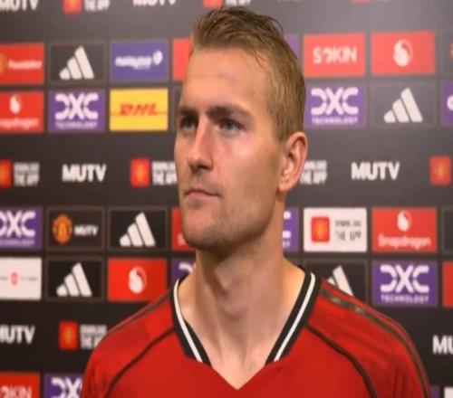 德利赫特：這樣的險勝不可能每周都有，真的要好好改進(jìn)問題