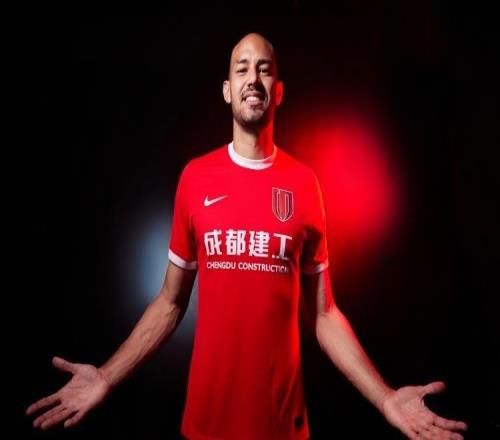 今晚蓉城vs海港，費(fèi)利佩和萊昂納多均迎來個(gè)人中超100場(chǎng)