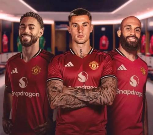 曼聯32伯恩利，賽后評分：塞斯科6.2分最低，姆貝烏莫8.3分最高